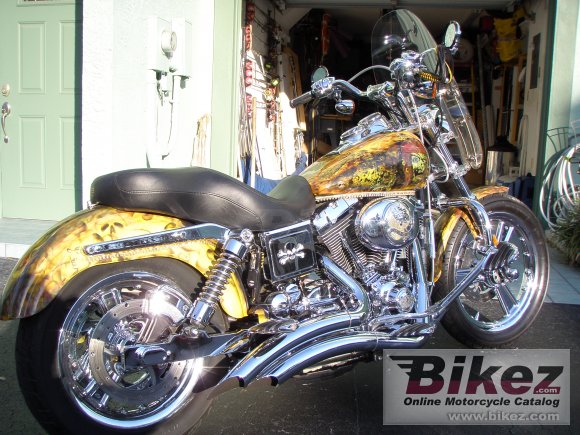2004 Harley-Davidson FXD-P Dyna-Defender photo